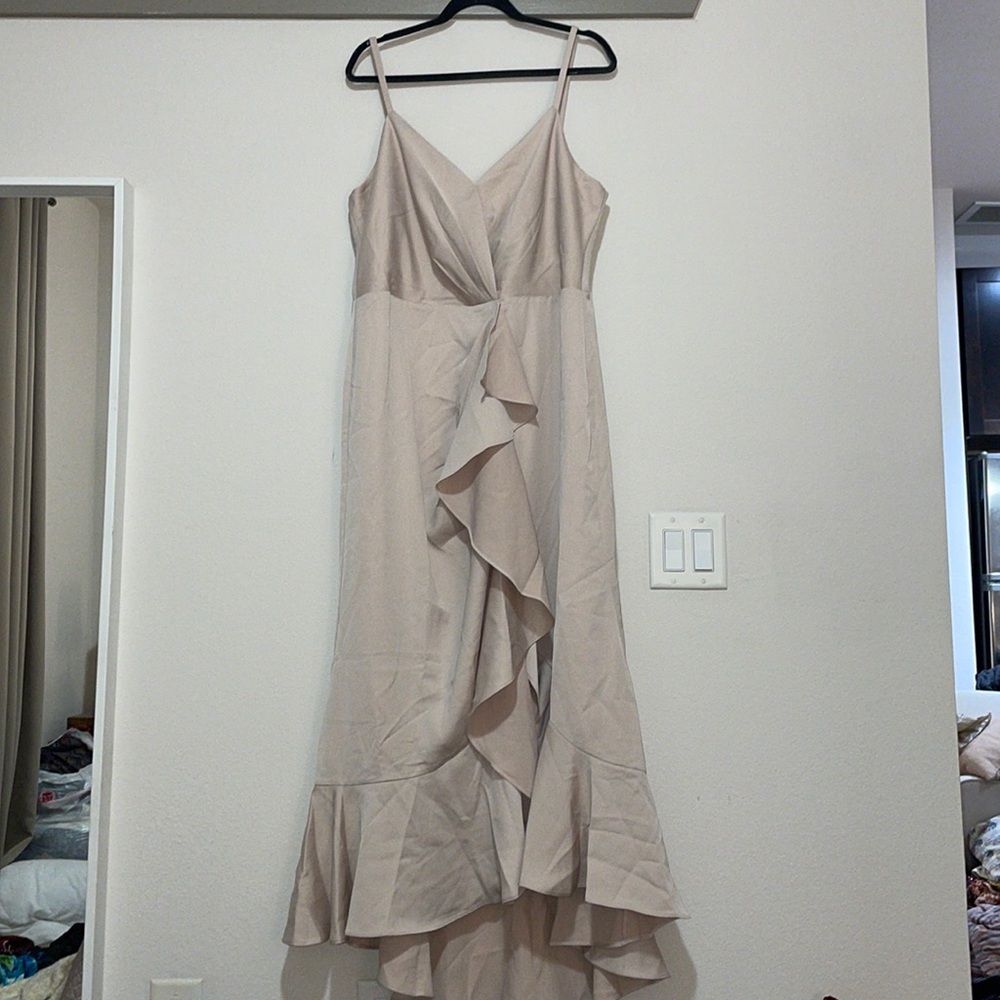 City Chic Passion Maxi Dress in Gardenia SZ 18 NWT - Picture 3 of 7